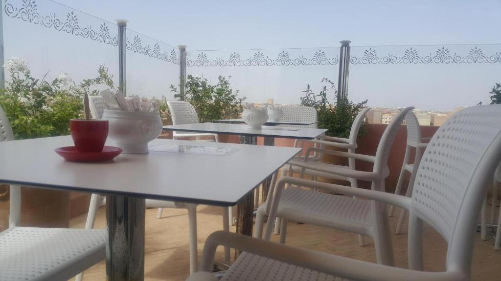 Hotel Al Amal Tiznit Exterior photo